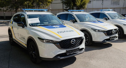 Національна поліція отримала 13 кросоверів Mazda від уряду Франції